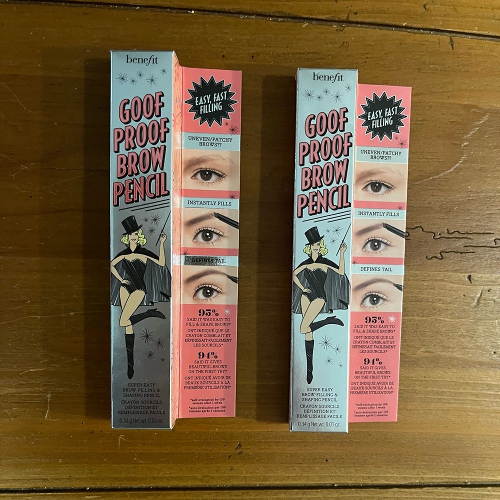 Benefit Goofproof eyebrow pencil